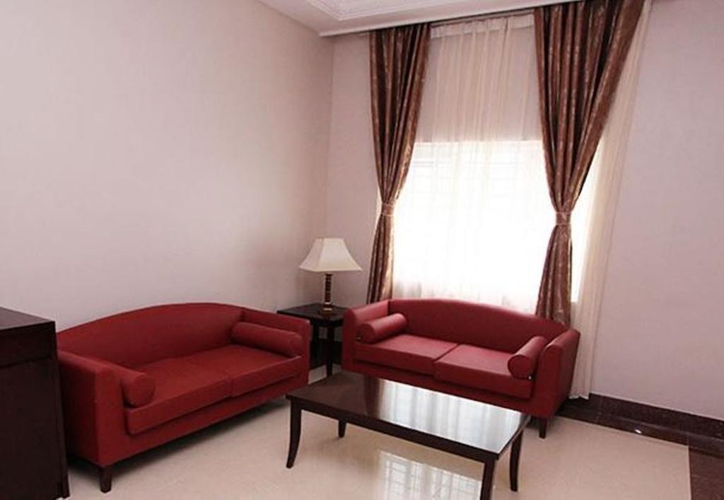 Grandbee Suites Ikeja Quarto foto